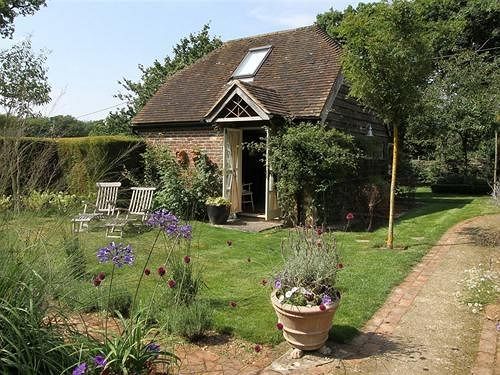 Bootmenders B&B Petersfield Exterior photo