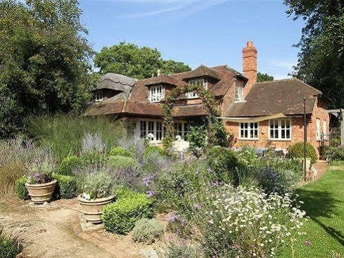 Bootmenders B&B Petersfield Exterior photo